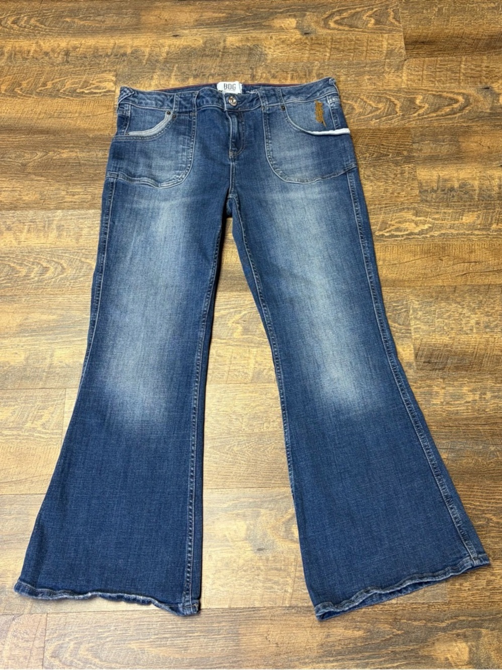 BDG Urban Outfitters Flare Leg Jeans Womens 34W Blue Denim Stretch Boho Disco